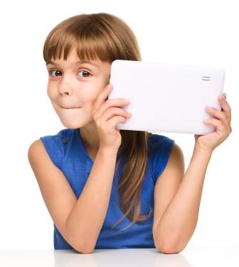 Girl with eBook-copyright Serhiy Kobyakov/AdobeStock.com